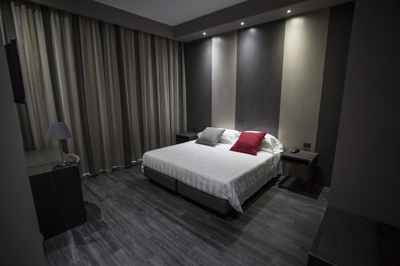V99 Hotel Rome Buitenkant foto