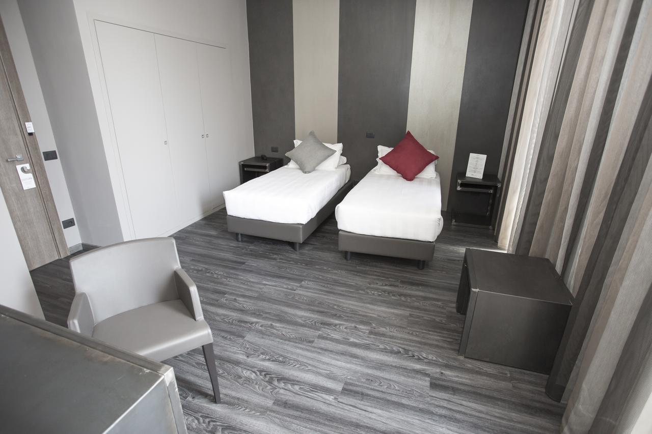 V99 Hotel Rome Buitenkant foto