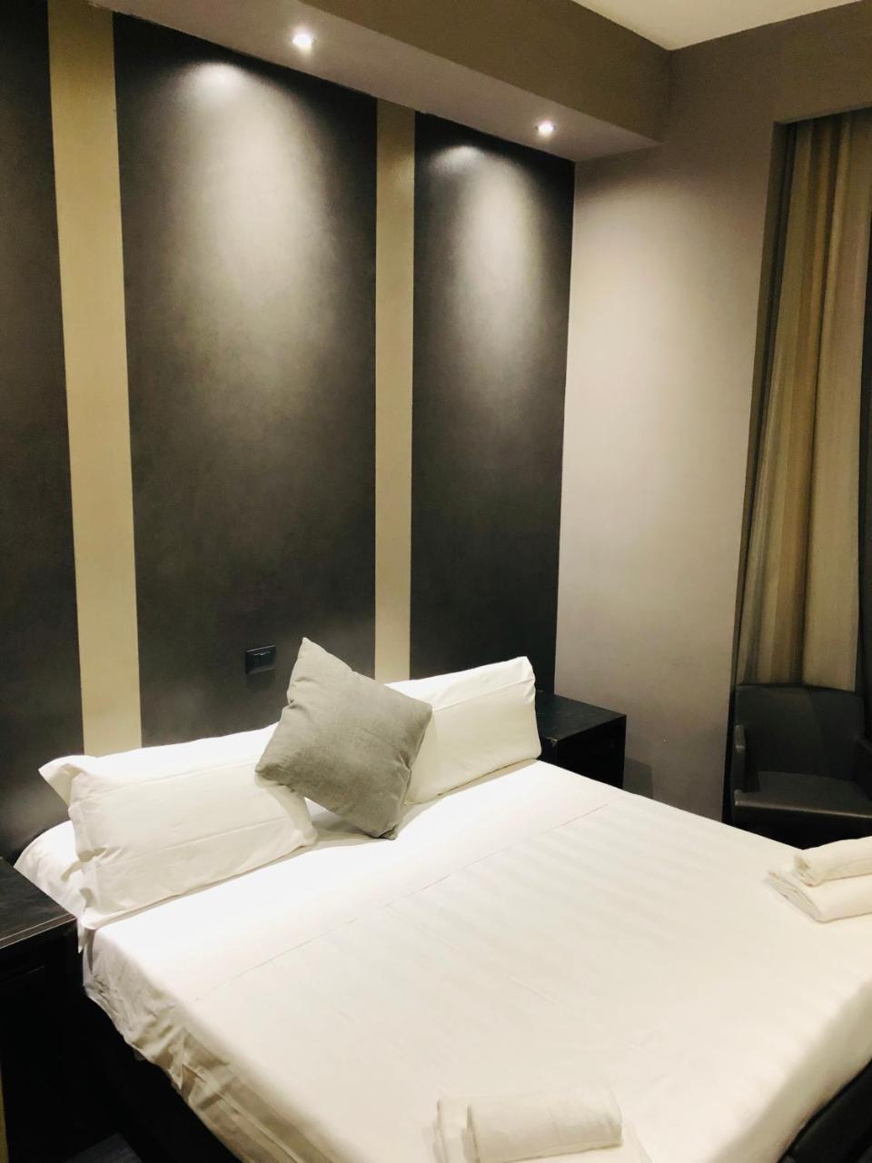 V99 Hotel Rome Buitenkant foto